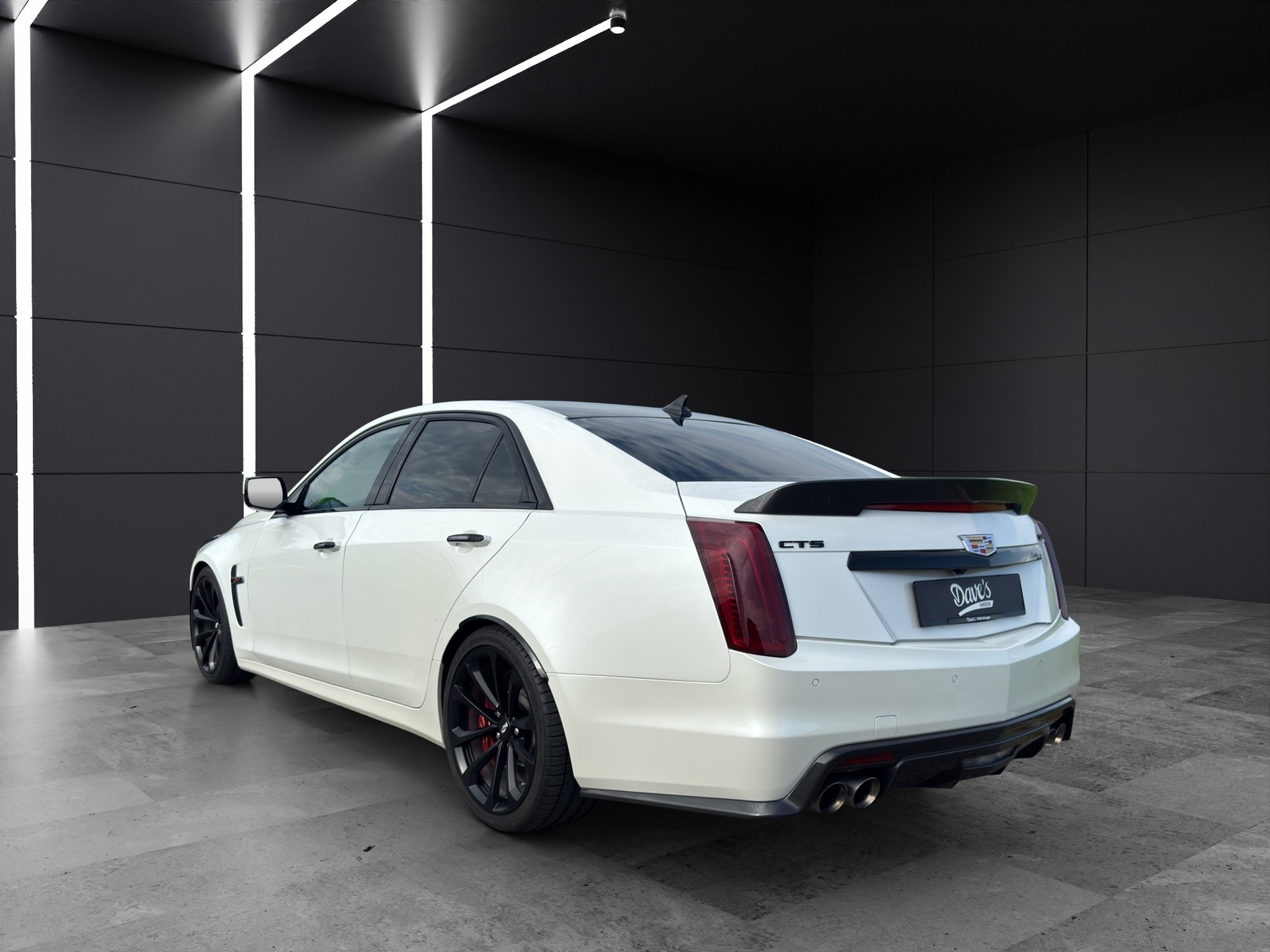 CADILLAC CTS-V Sedan 6.2 Supercharged Automatic *Full Carbon*-showroom-element-2
