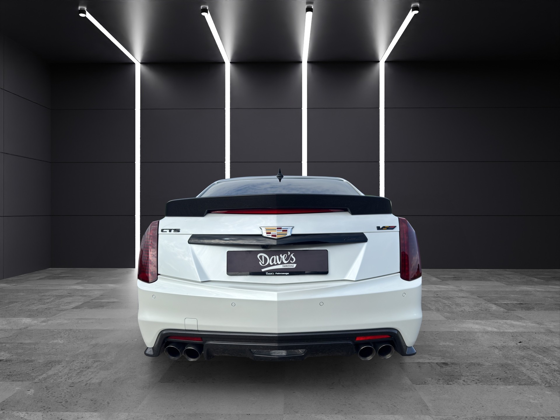CADILLAC CTS-V Sedan 6.2 Supercharged Automatic *Full Carbon*-showroom-element-3