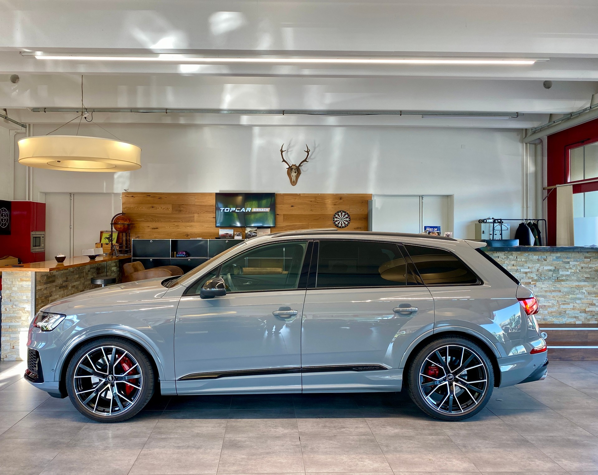 AUDI SQ7 TFSI quattro tiptronic-showroom-element-2