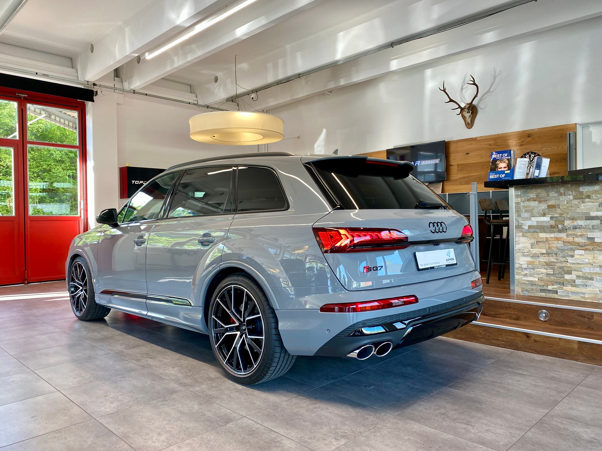 AUDI SQ7 TFSI quattro tiptronic-showroom-element-3