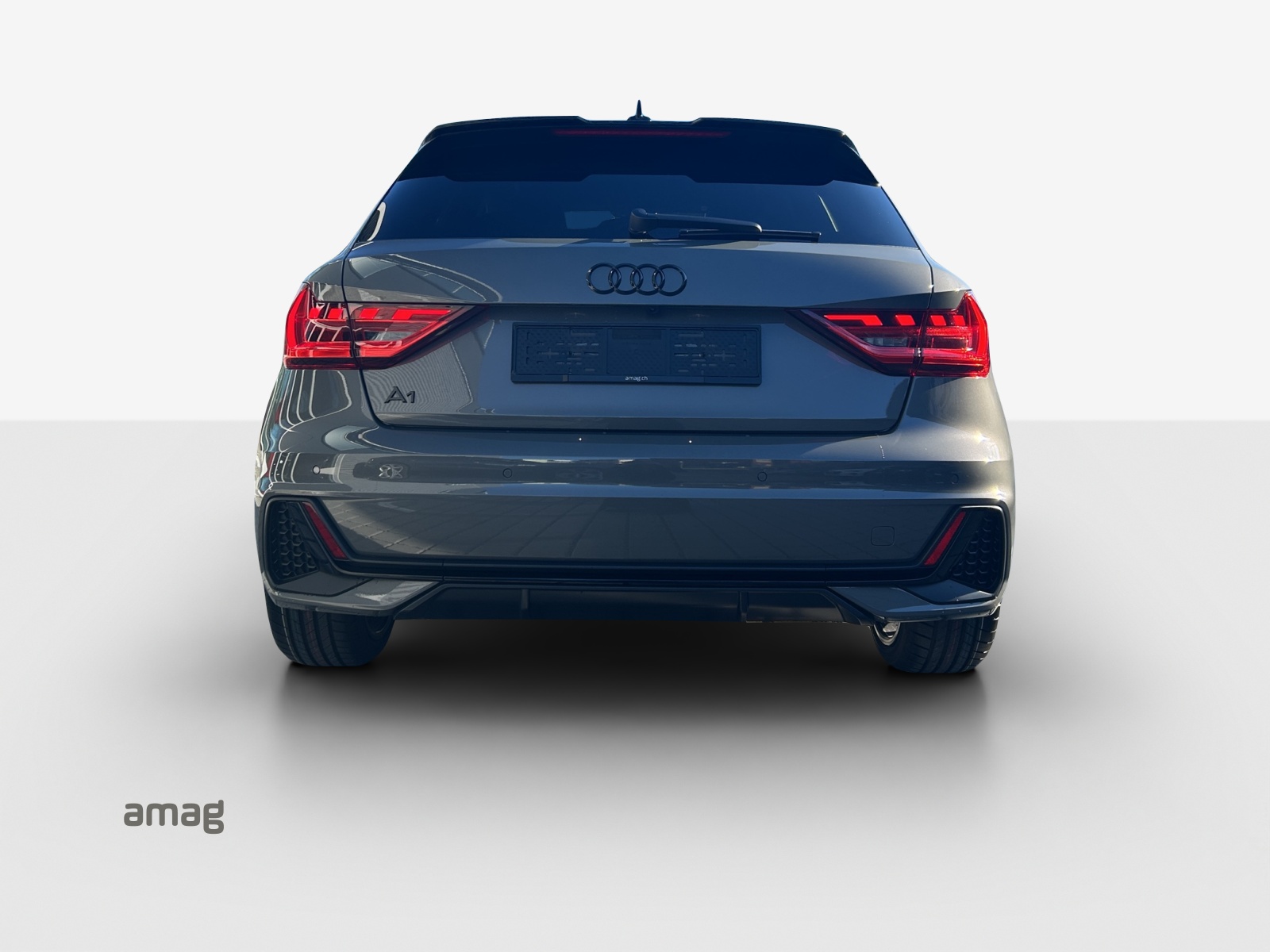 AUDI A1 Sportback 30 TFSI S Line Attraction-showroom-element-2