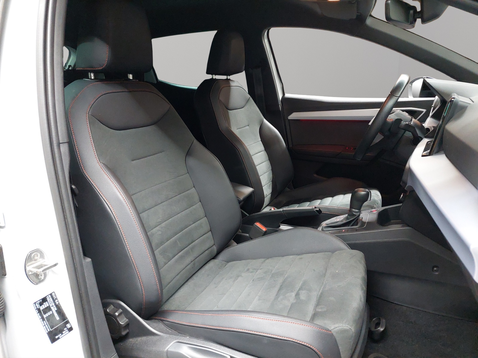 SEAT Ibiza 1.0 EcoTSI FR DSG-image-8