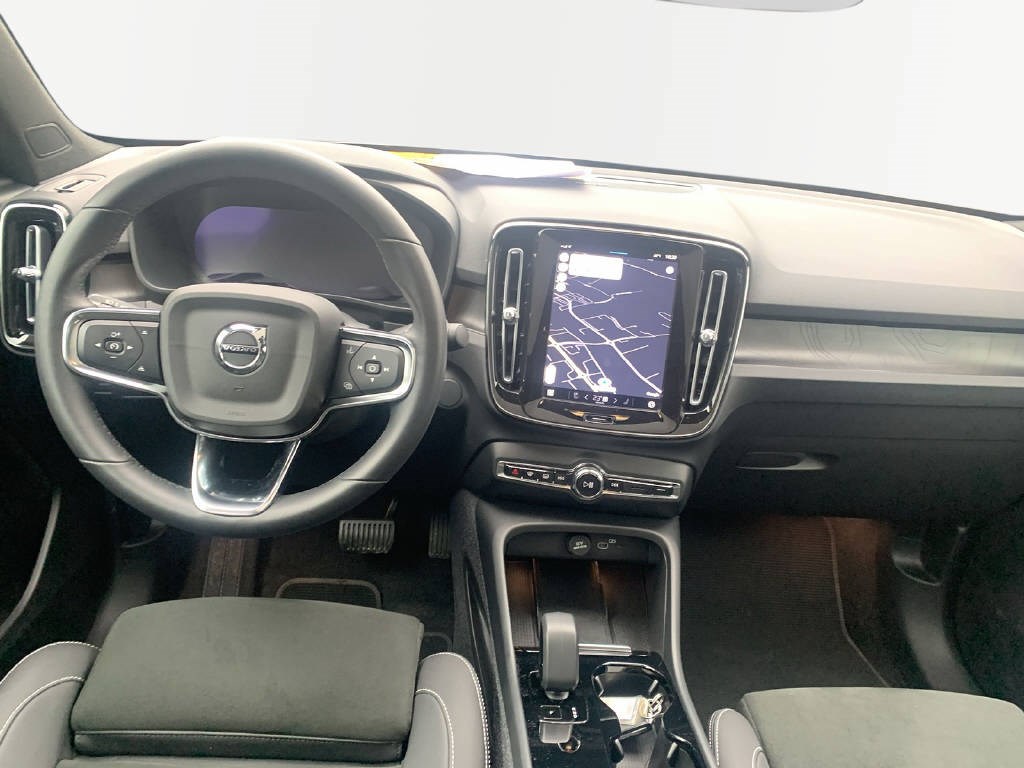 VOLVO C40 P6 Recharge Ultimate-image-13