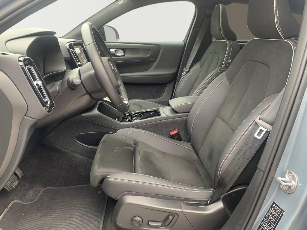 VOLVO C40 P6 Recharge Ultimate-image-14