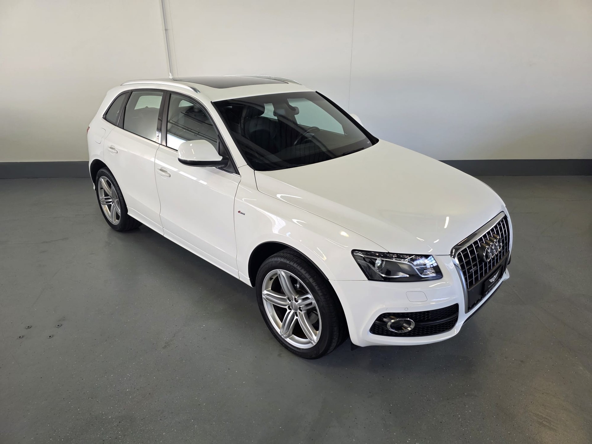 AUDI Q5 2.0 TFSI quattro S-tronic