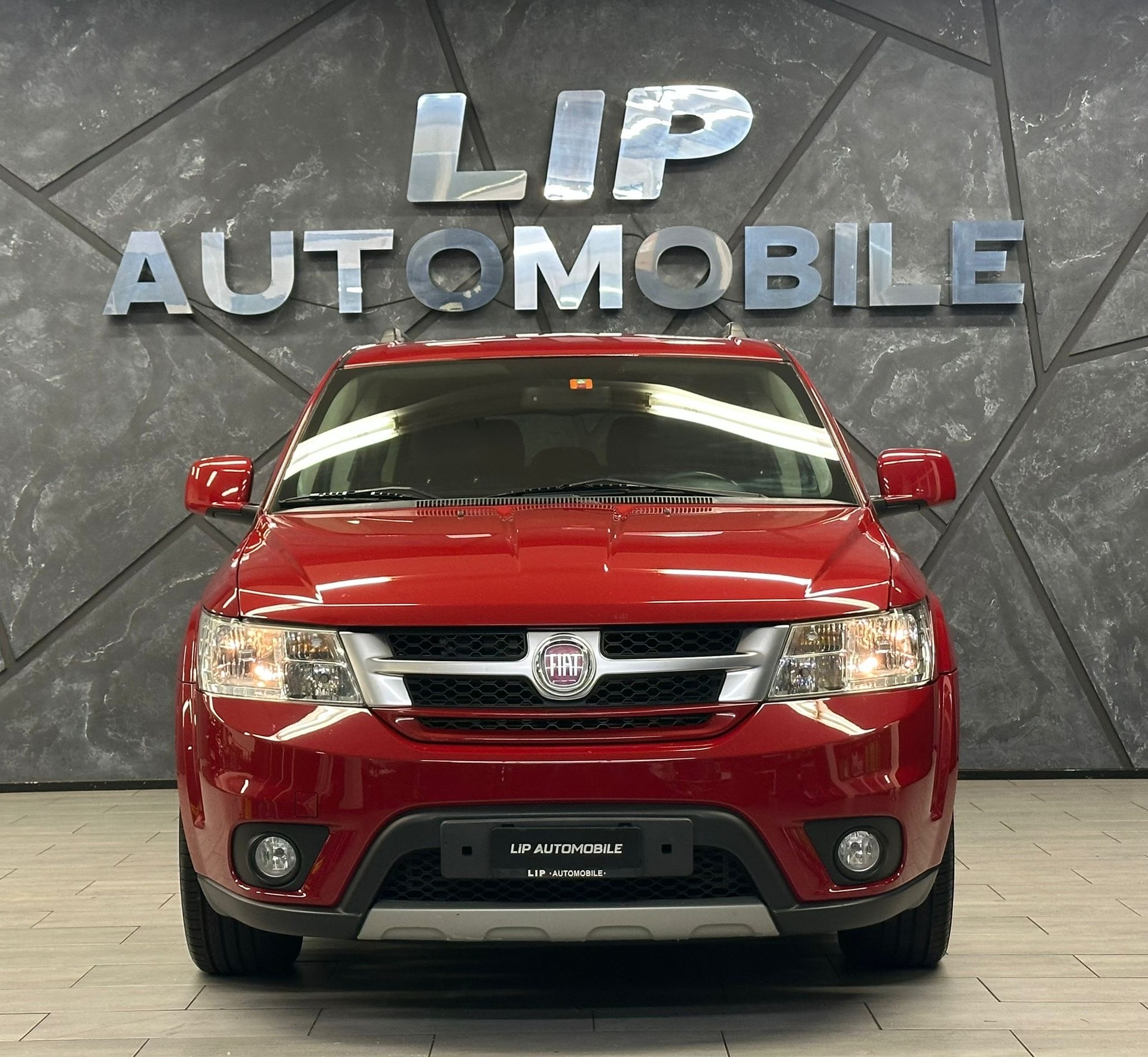 FIAT Freemont 2.0 MJ Lounge AWD Automat-showroom-element-1