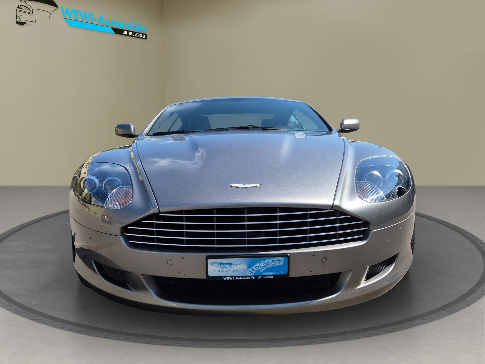 ASTON MARTIN DB9 Touchtronic 2-showroom-element-1