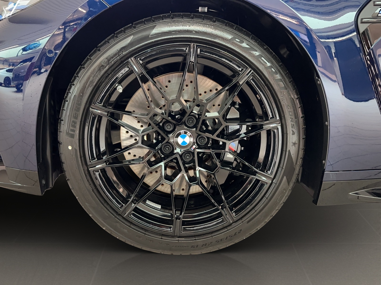BMW M4 Coupé Competition M xDrive-image-6