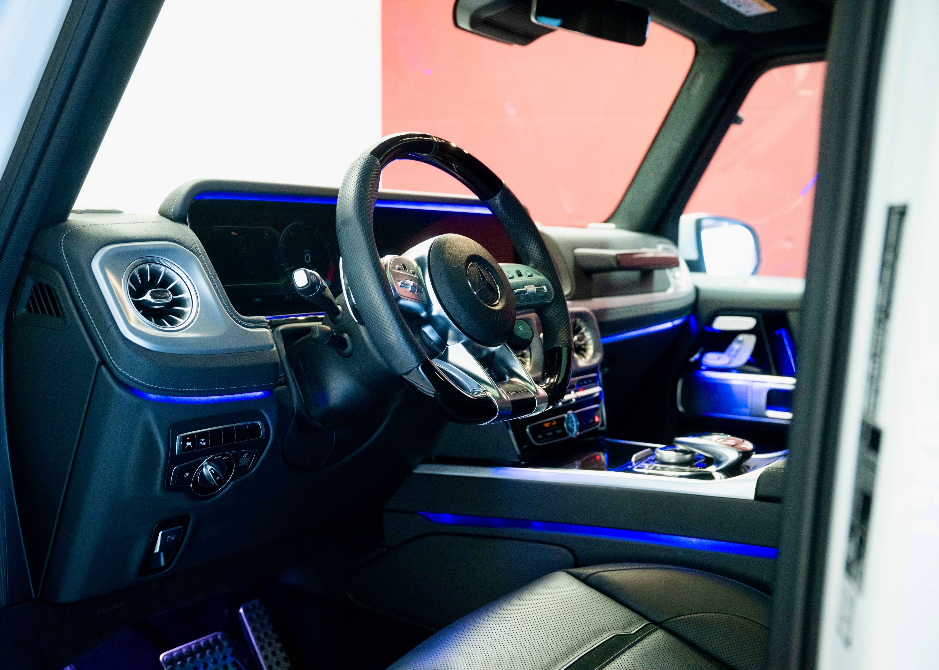 Image MERCEDES-BENZ G-63-AMG G 63 AMG Speedshift Plus G-Tronic (Polar White, as new, low mileage)