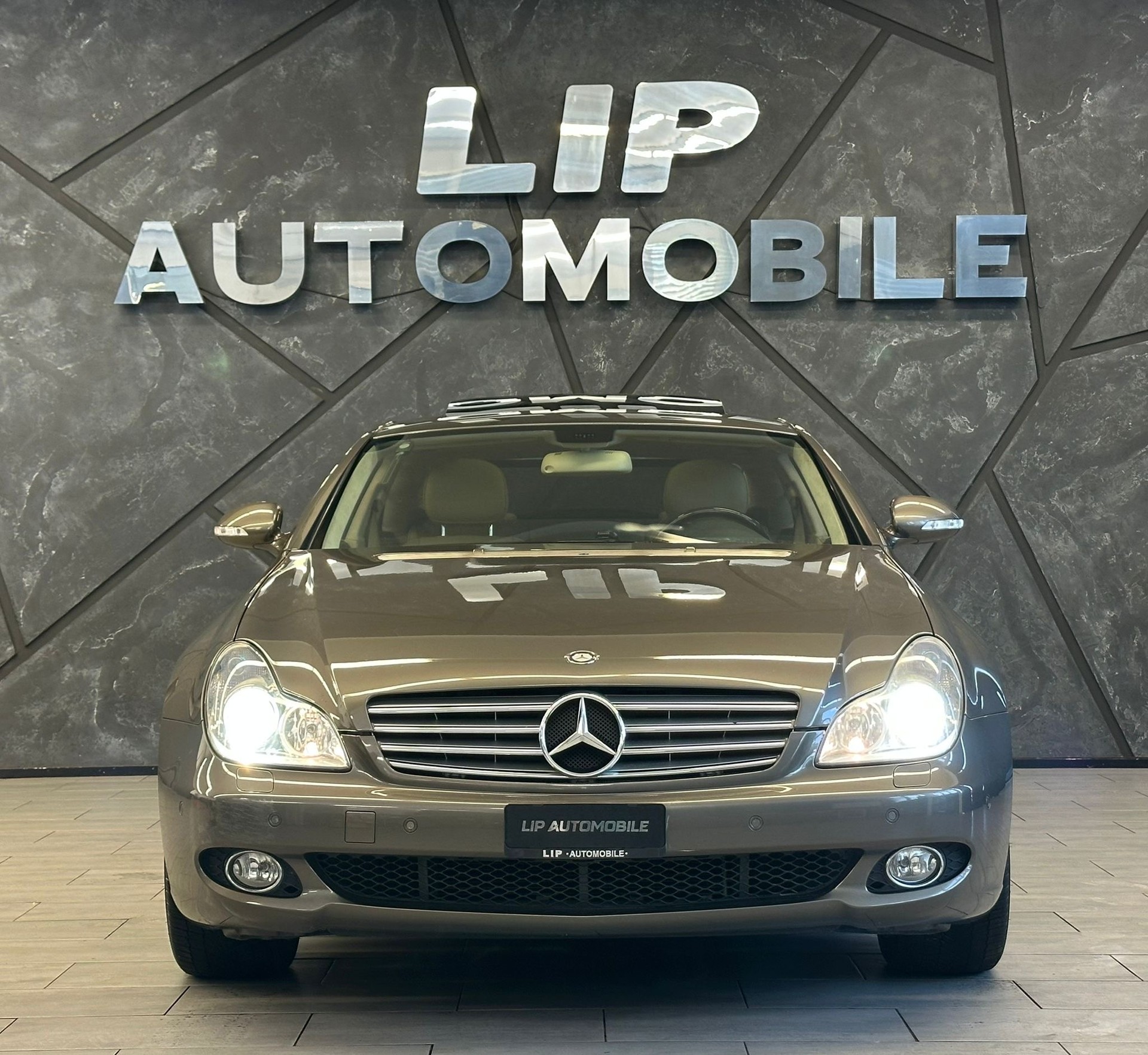MERCEDES-BENZ CLS 350 7G-Tronic-showroom-element-1