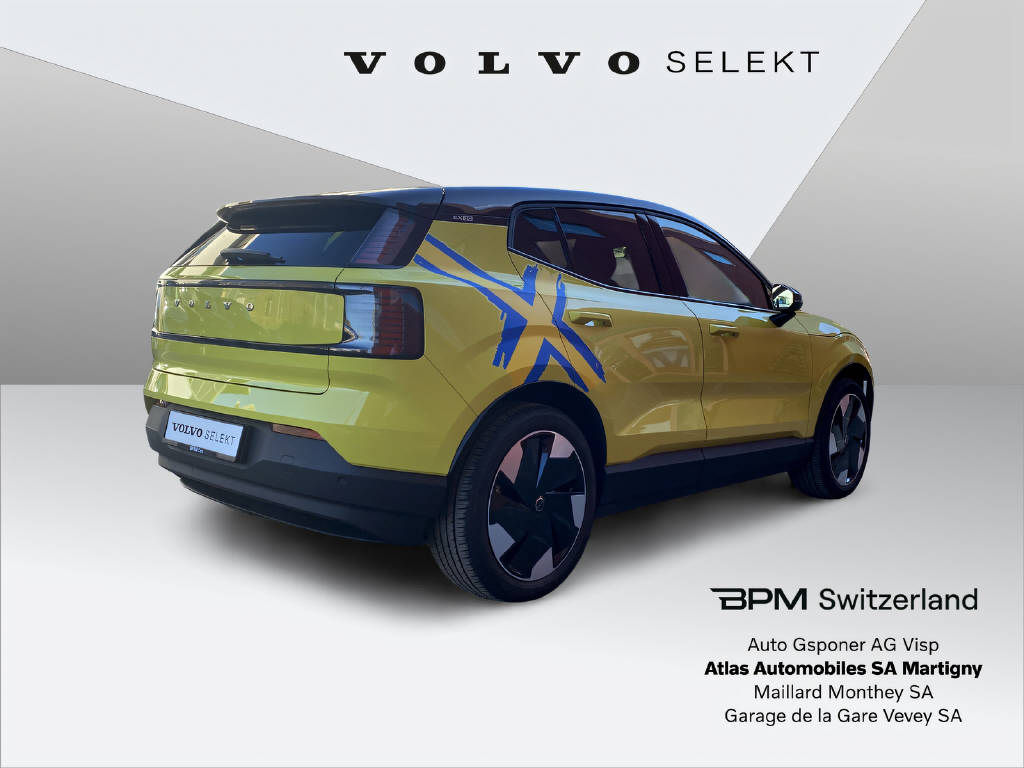 VOLVO EX30 E60 Plus-showroom-element-3