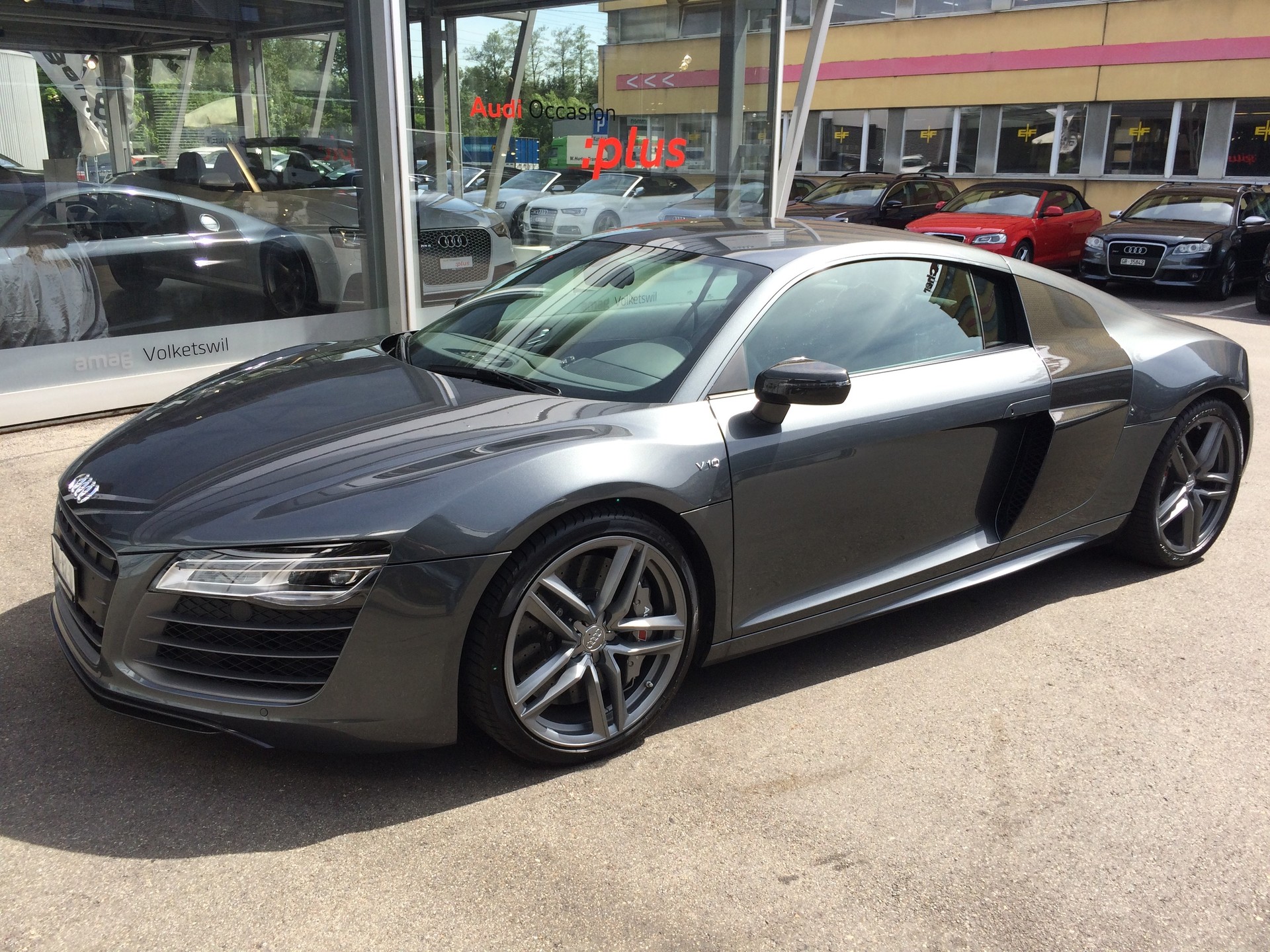 AUDI R8 plus Coupé 5.2 manuell