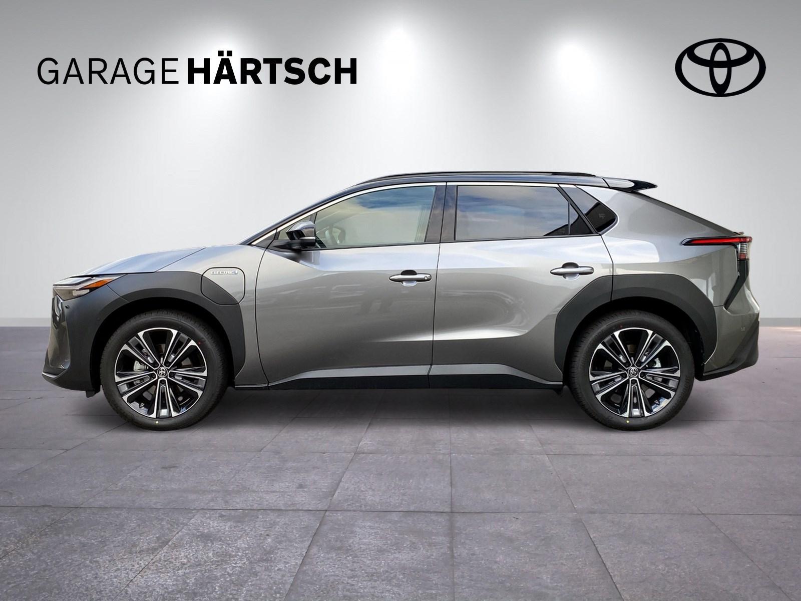 TOYOTA bZ4X Premium AWD-showroom-element-1