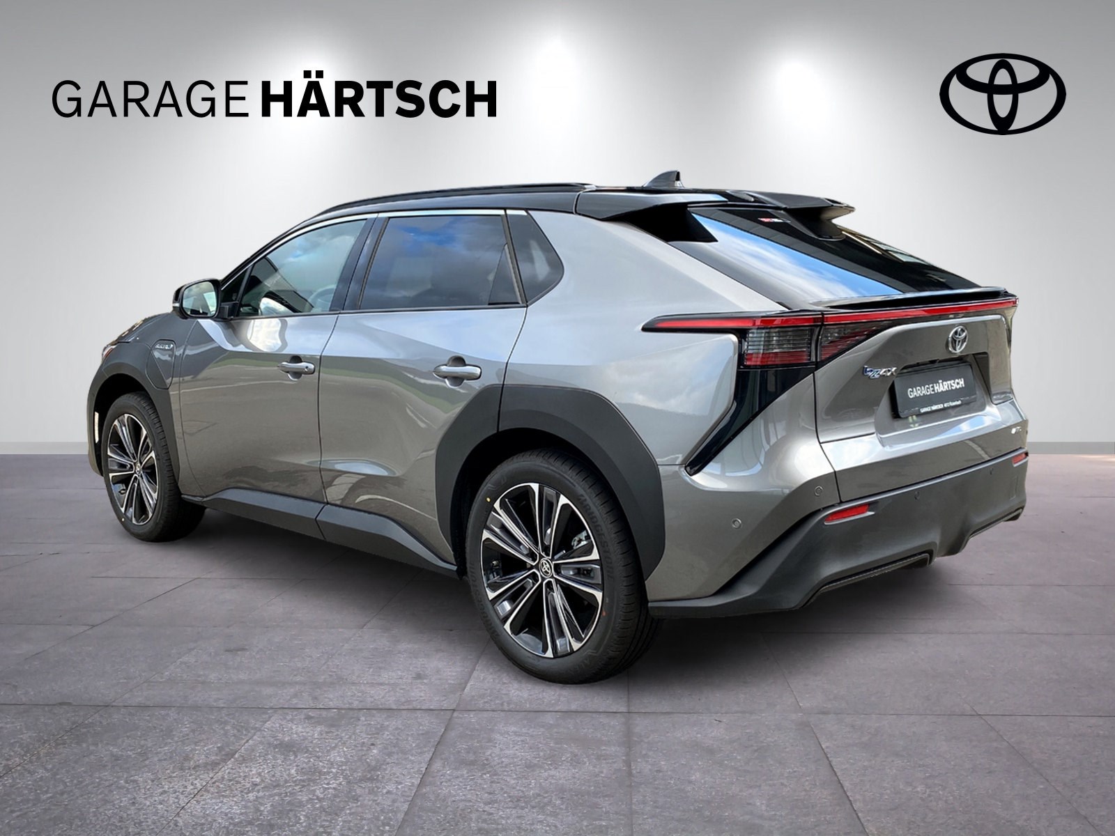 TOYOTA bZ4X Premium AWD-showroom-element-3