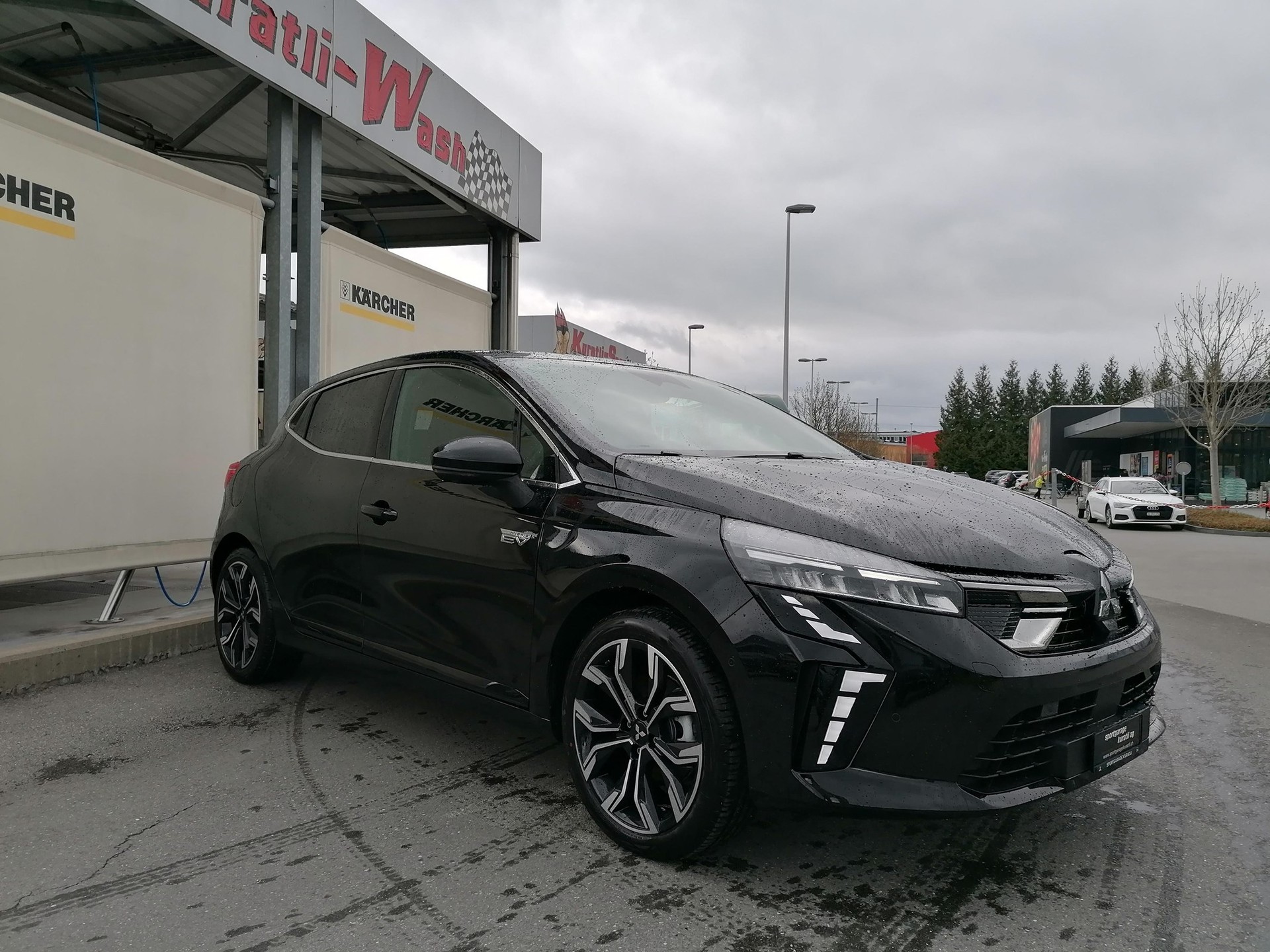 MITSUBISHI Colt 1.6 HEV Instyle Edition MY25-showroom-element-3