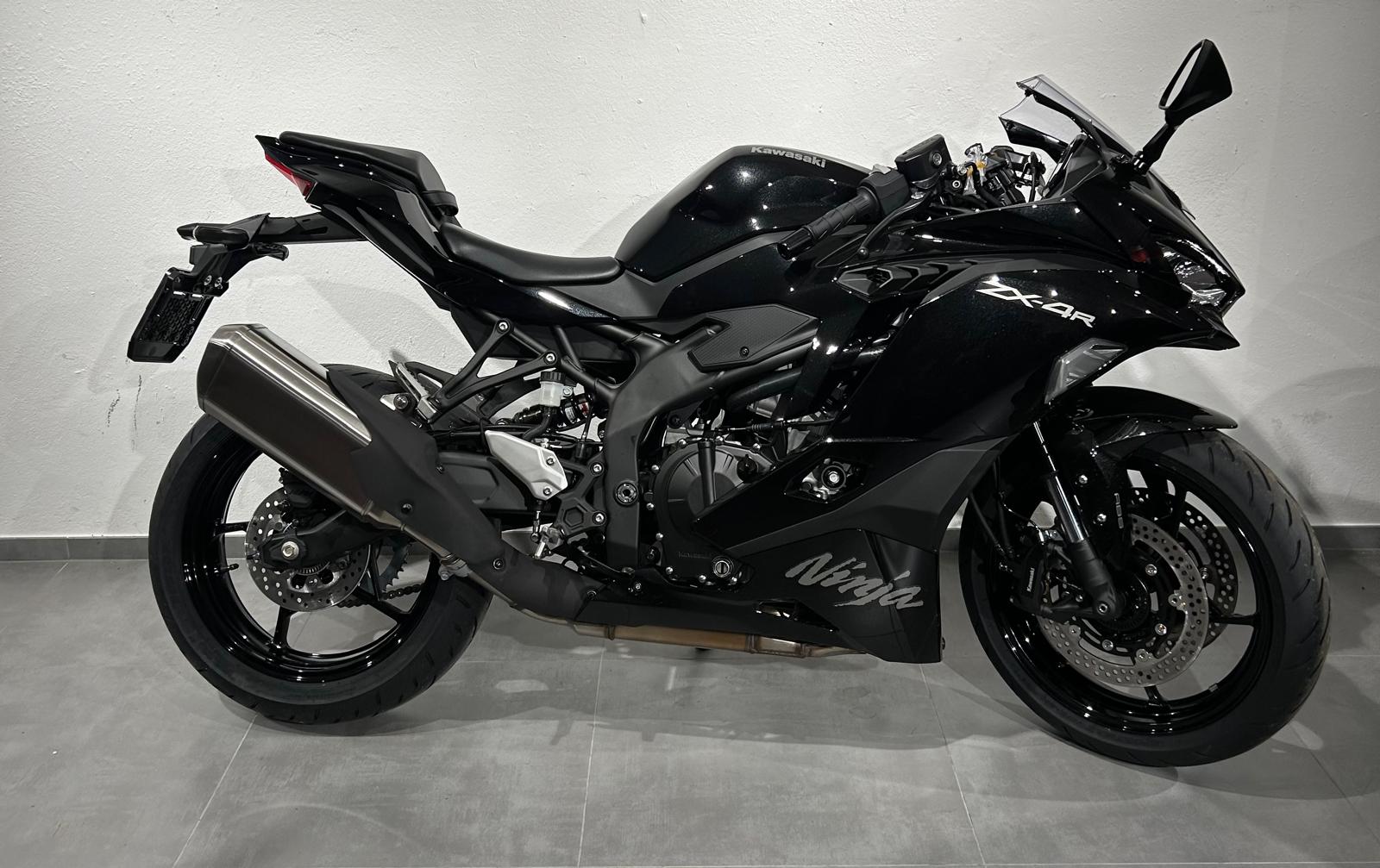 KAWASAKI Ninja ZX-4R (35 Kw) For sale