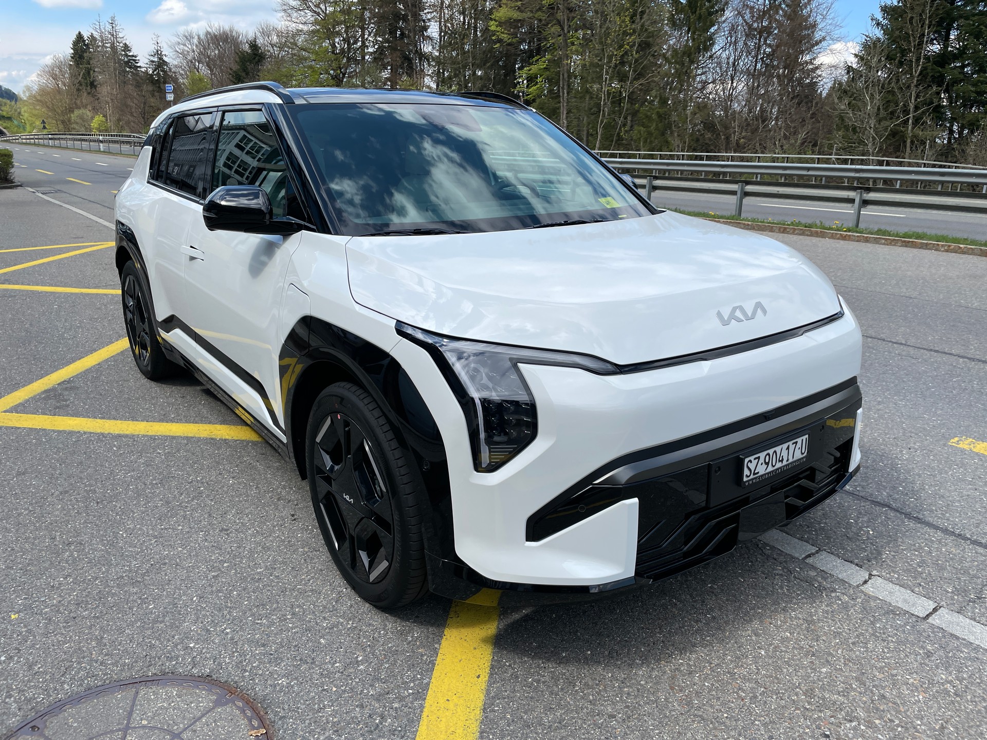 KIA EV3 81,4 kWh GT-Line mit Panoramadach-showroom-element-2