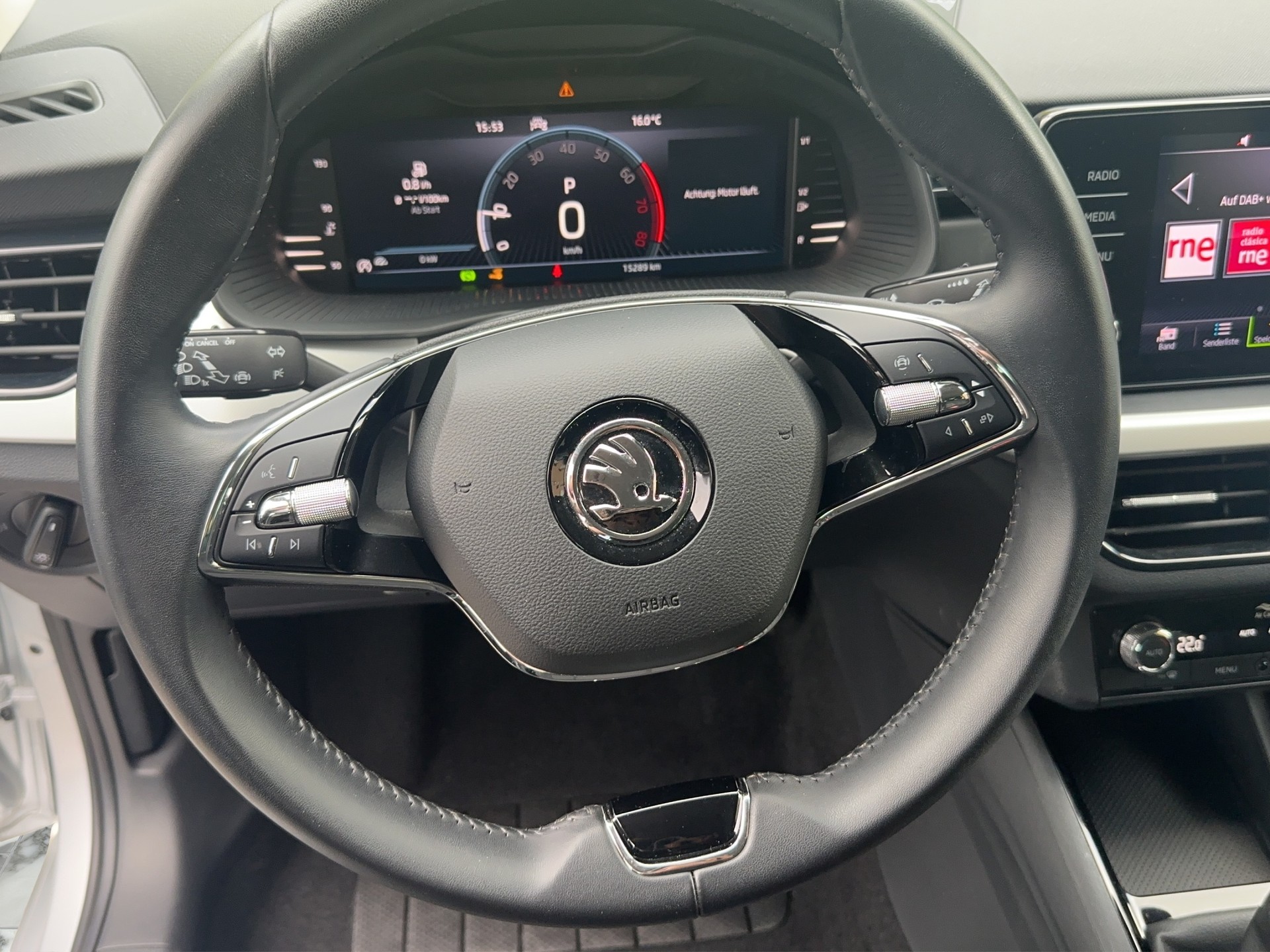 SKODA Kamiq 1.0 TSI Ambition Aut. Rückfahrkamera / Apple Car Play-image-12