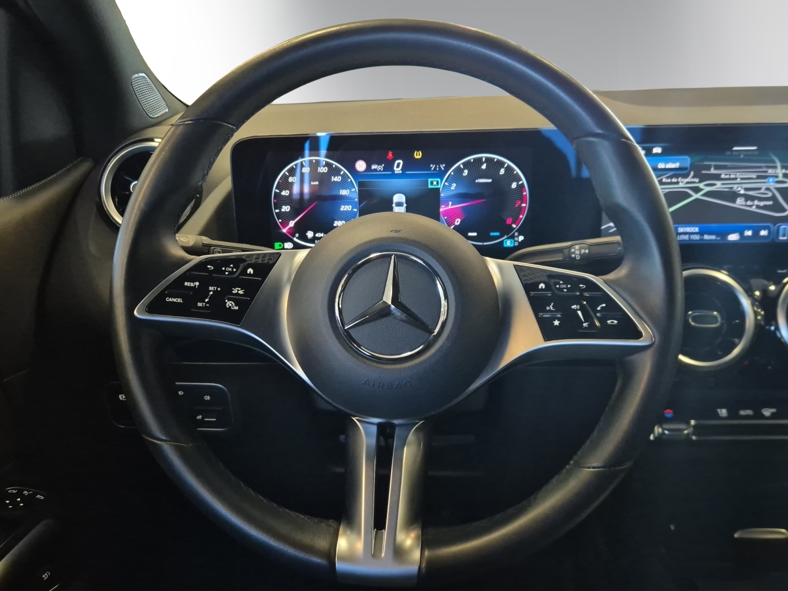 Image MERCEDES-BENZ B-200 B 200 7G-DCT