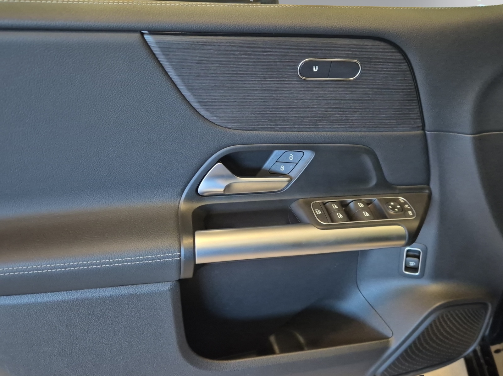 Image MERCEDES-BENZ B-200 B 200 7G-DCT