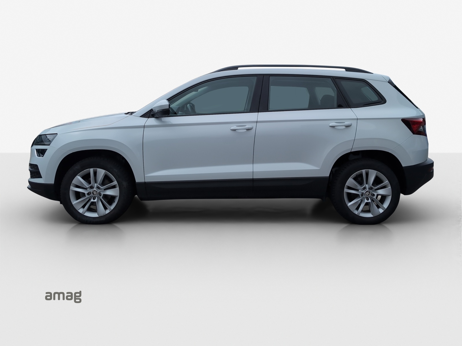 SKODA Karoq 1.5 TSI ACT Ambition-showroom-element-1