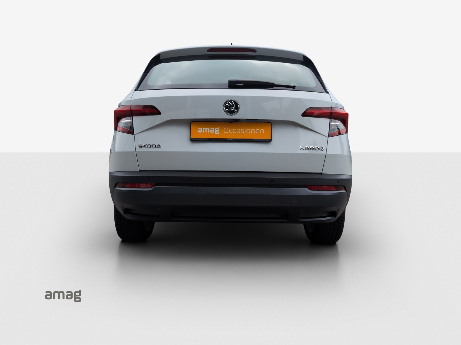 SKODA Karoq 1.5 TSI ACT Ambition-showroom-element-3