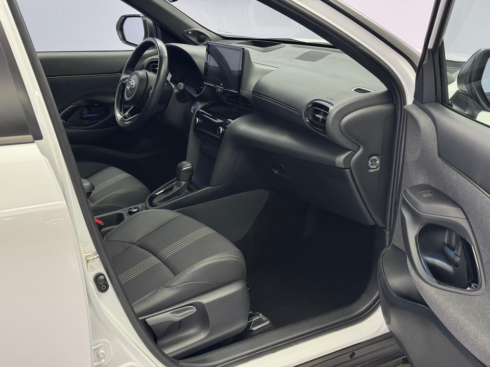 Yaris Cross 1.5 VVT-i HSD Adventure AWD-i