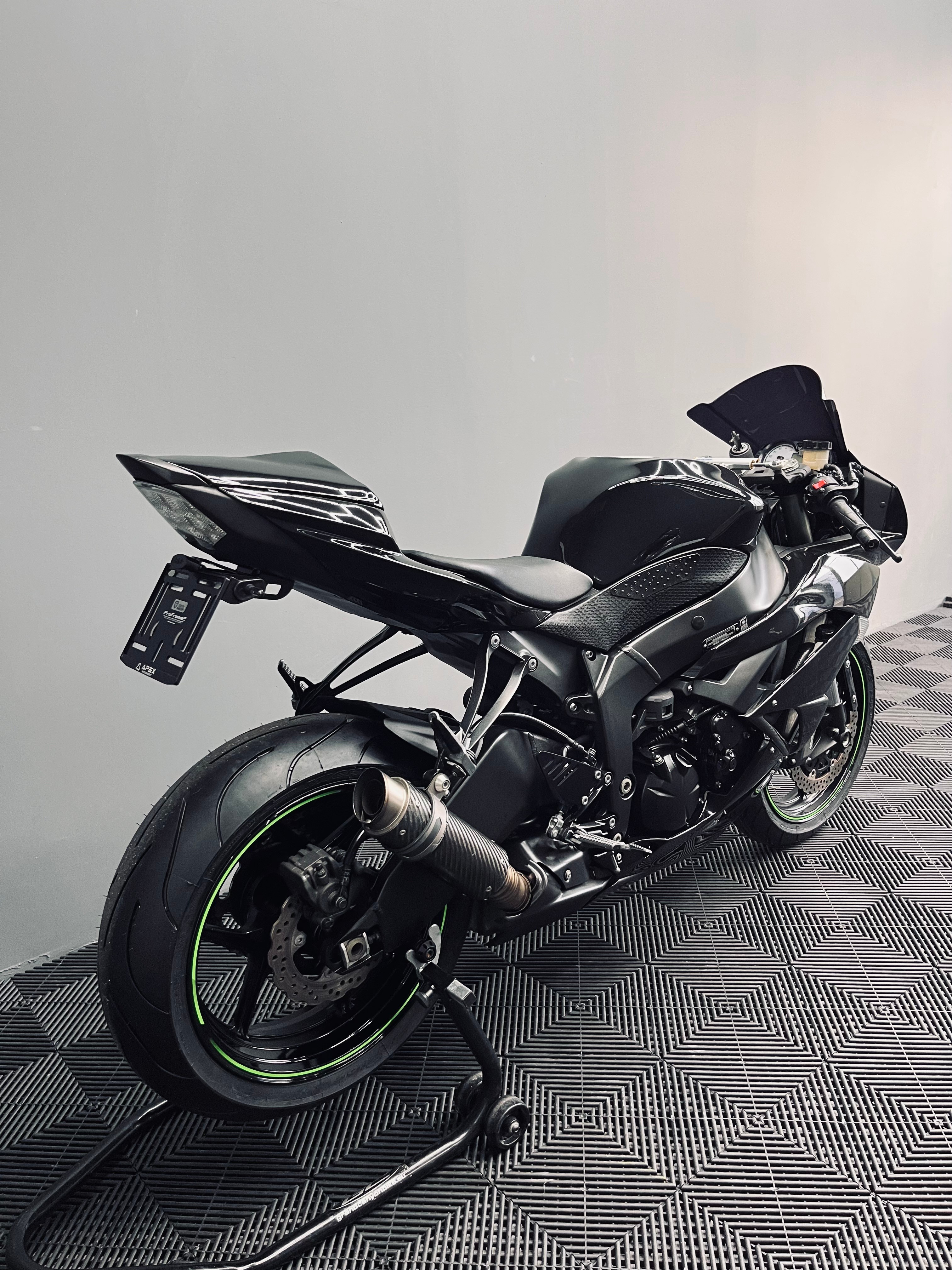 KAWASAKI Ninja ZX-6R Kaufen