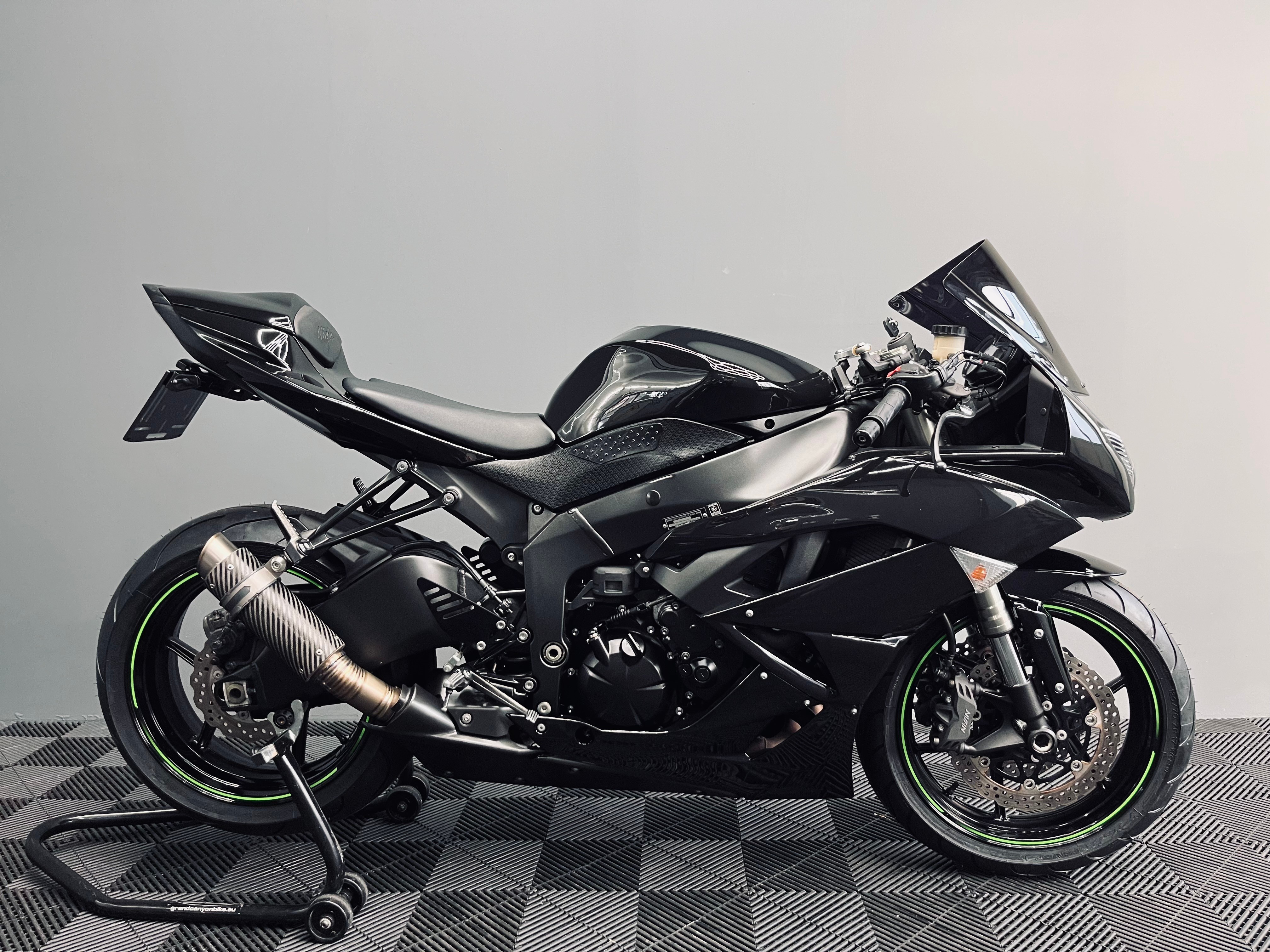 KAWASAKI Ninja ZX-6R Kaufen