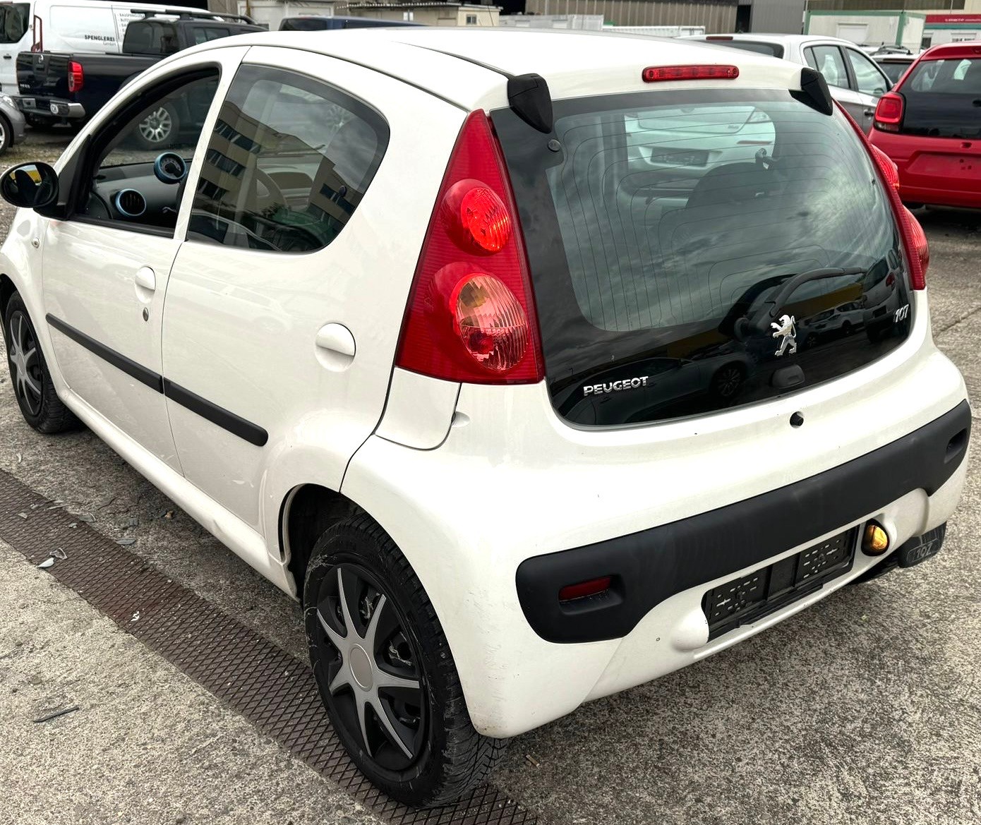 PEUGEOT 107 1.0 Trendy 5 Türig (Klima ** BO4) Kaufen