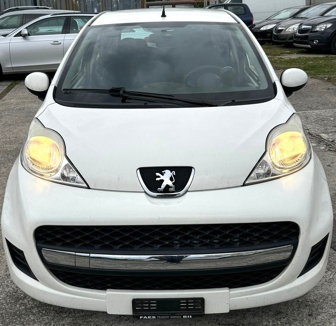 PEUGEOT 107 1.0 Trendy 5 Türig (Klima ** BO4) Kaufen