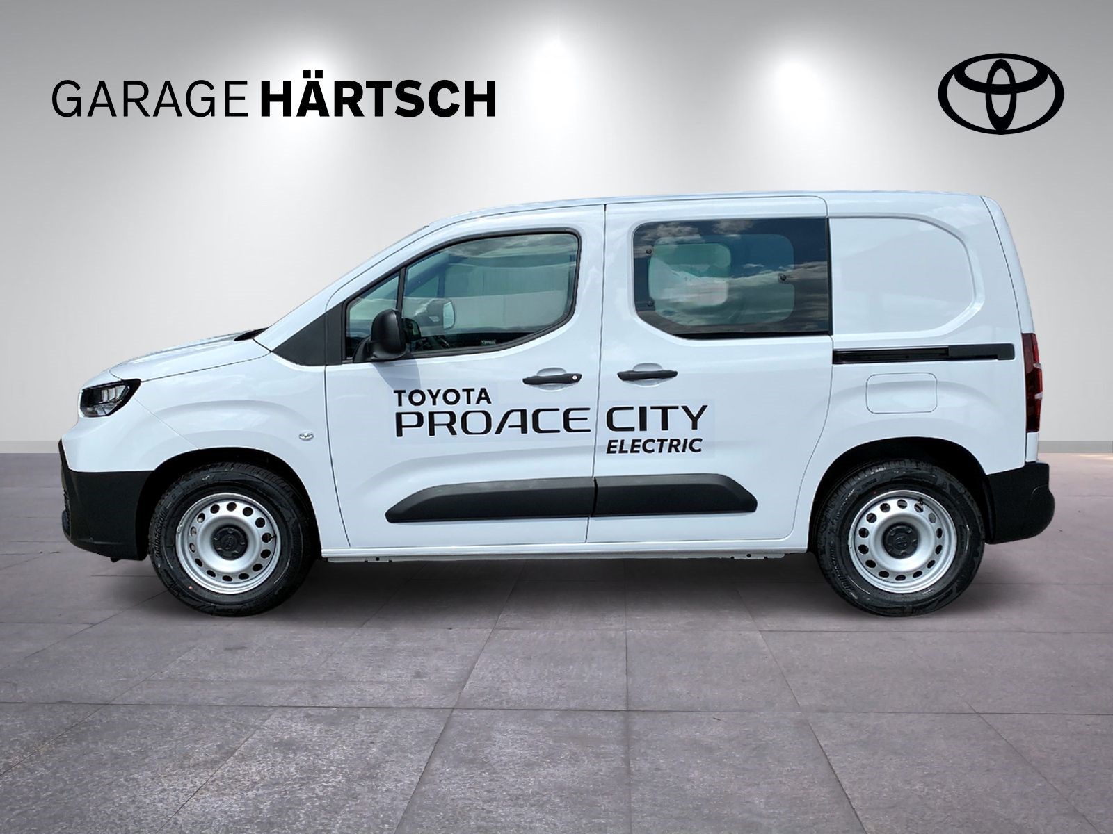 TOYOTA PROACE CITY Van L1 52KWh Active-showroom-element-1