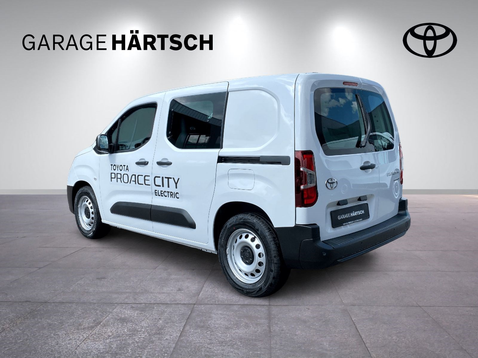 TOYOTA PROACE CITY Van L1 52KWh Active-showroom-element-3