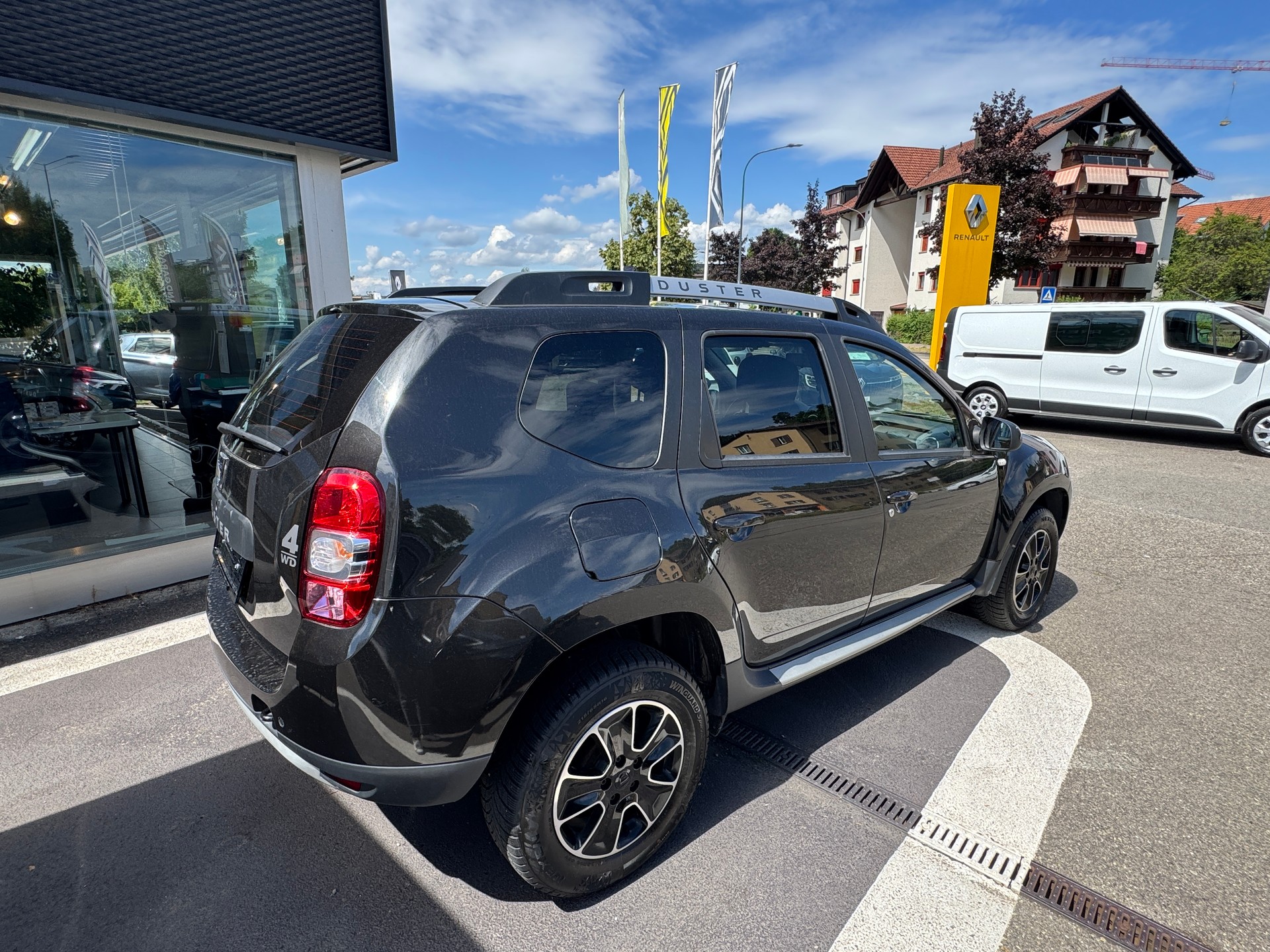 DACIA Duster 1.2 T Fischer man's Friend 4x4-showroom-element-1