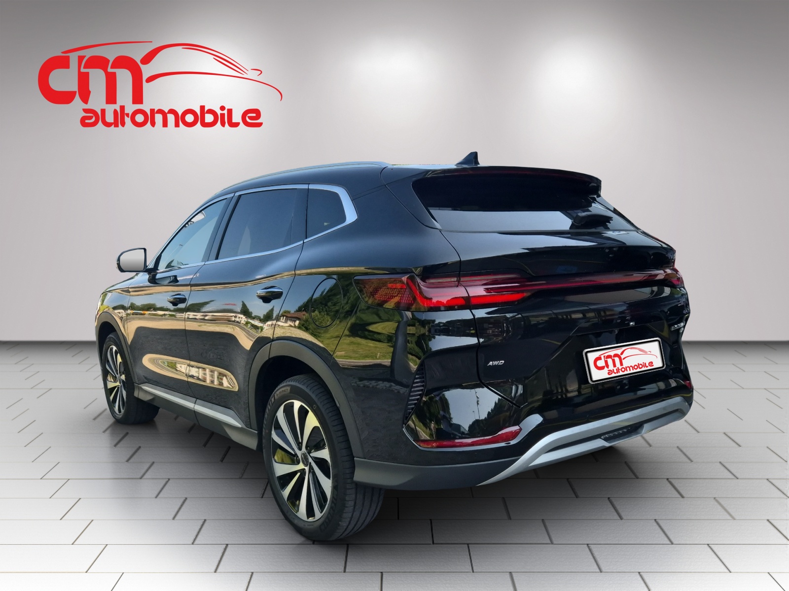 BYD Seal U DM-i Design AWD-showroom-element-2