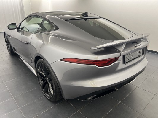 JAGUAR F-Type 2.0 I4 R-Dynamic-showroom-element-1