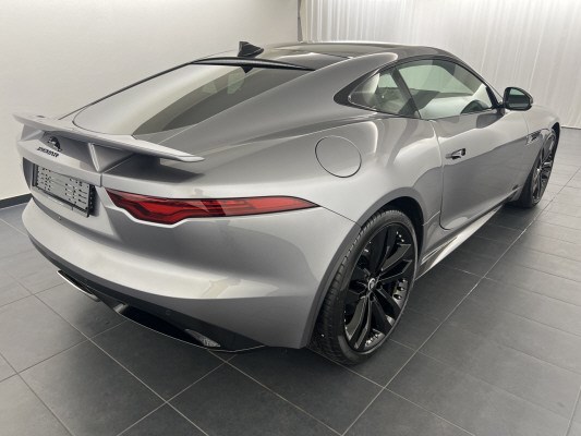 JAGUAR F-Type 2.0 I4 R-Dynamic-showroom-element-2