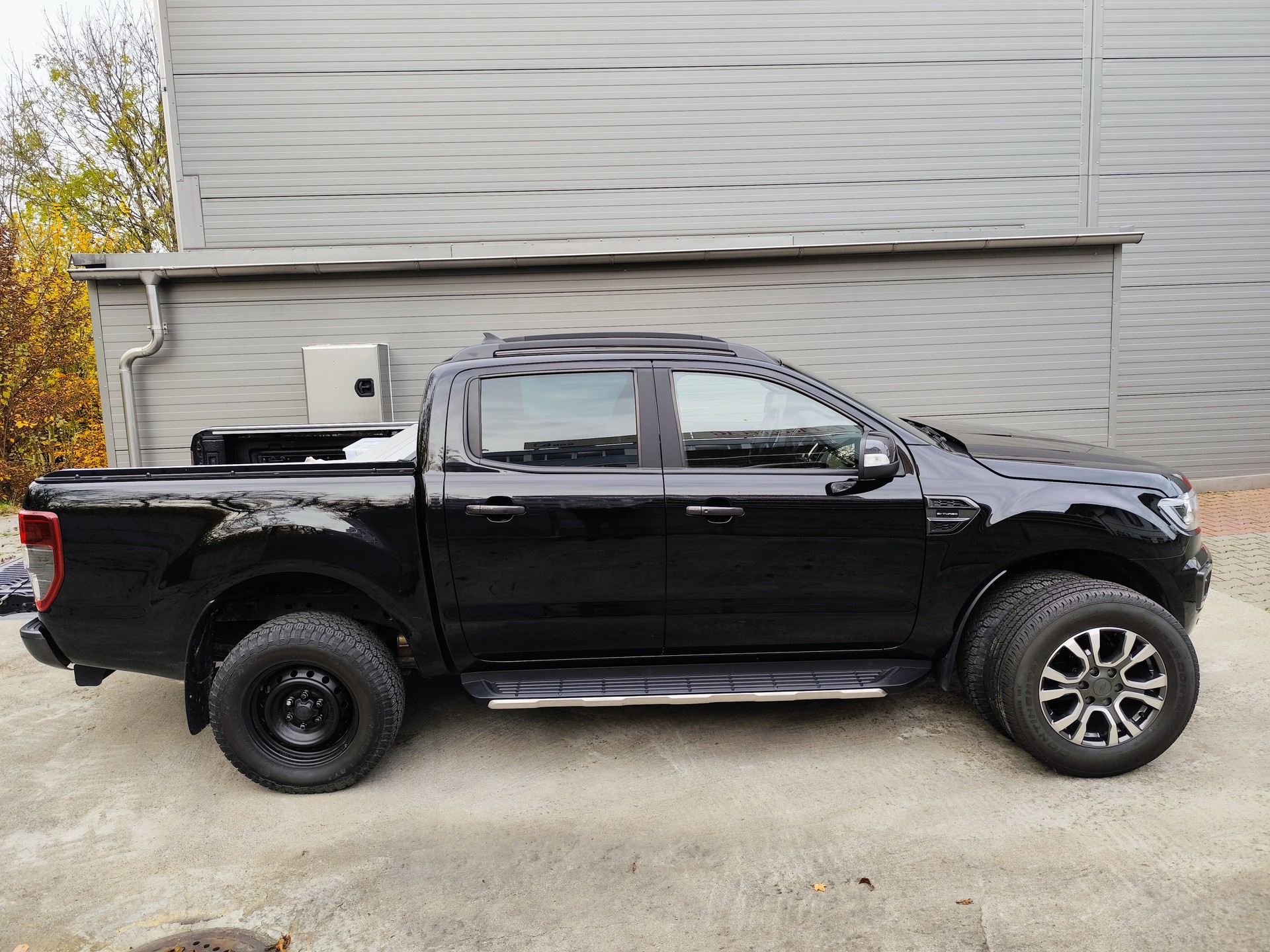 FORD Ranger Wildtrak 2.0 Eco Blue 4x4 A-image-2