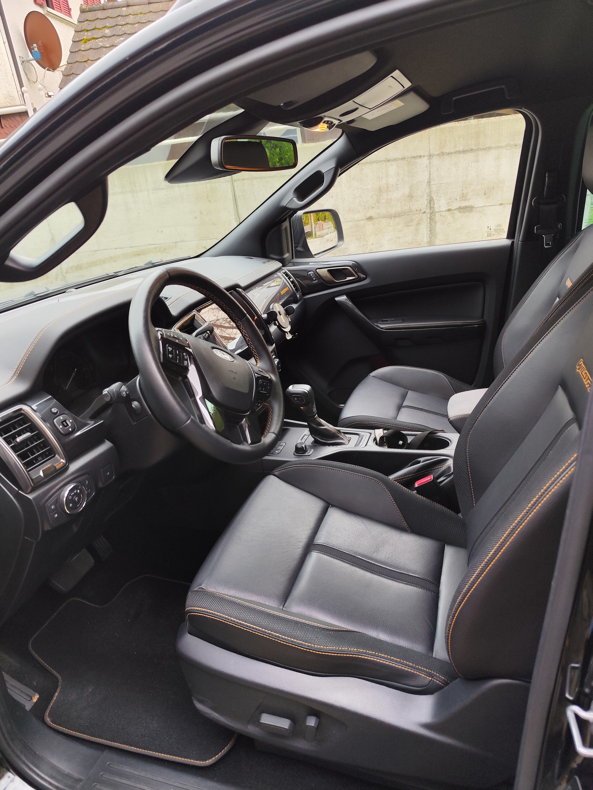FORD Ranger Wildtrak 2.0 Eco Blue 4x4 A-image-9