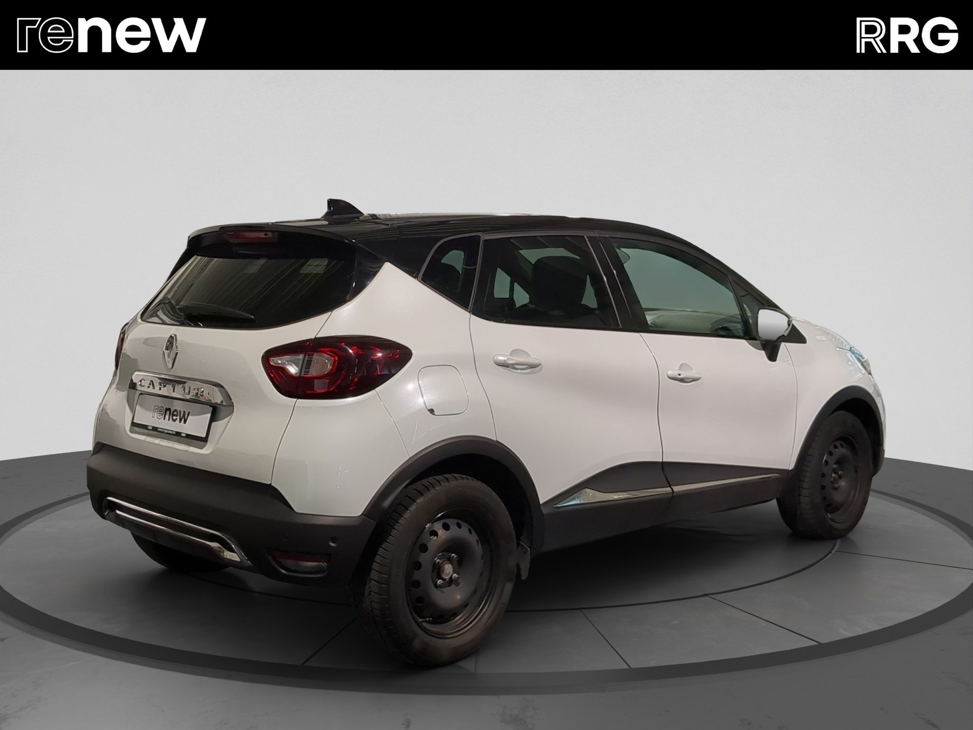 RENAULT Captur 1.2 T 16V Initiale Paris EDC-showroom-element-2