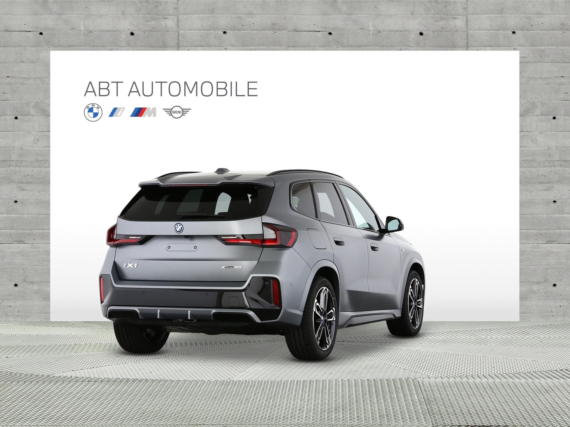 BMW iX1 30 xDrive-showroom-element-1