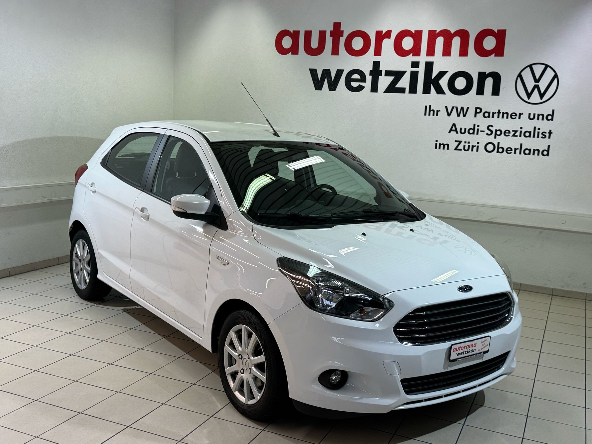 FORD KA+ 1.2 Ti-VCT Active-showroom-element-1