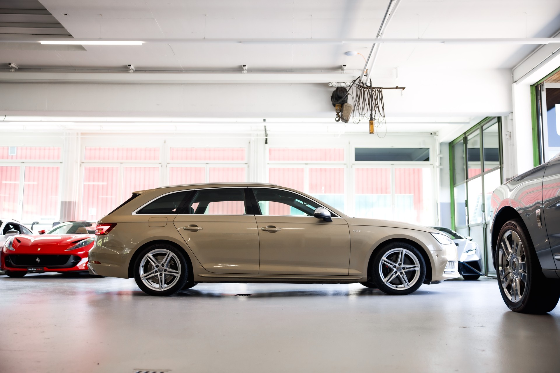 AUDI S4 Avant 3.0 TFSI quattro tiptronic *CH-Fhz.*-showroom-element-3