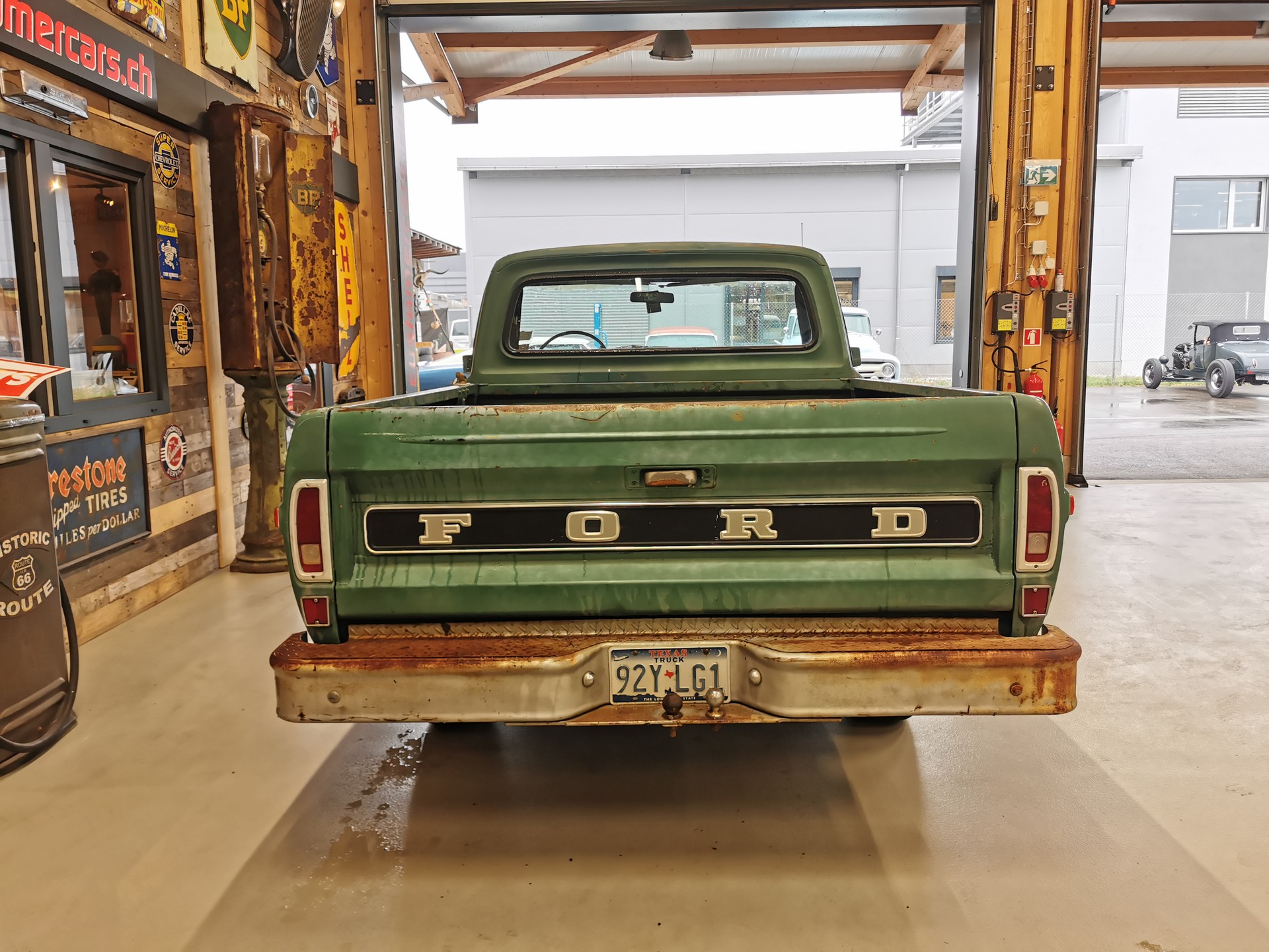 FORD F100 Patina Truck-image-5