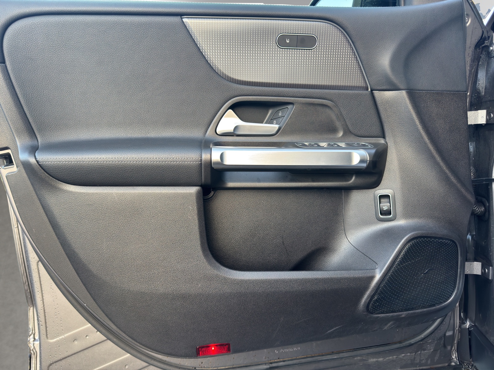 Image MERCEDES-BENZ GLB-220 GLB 220 d 4Matic Progressive 8G-Tronic