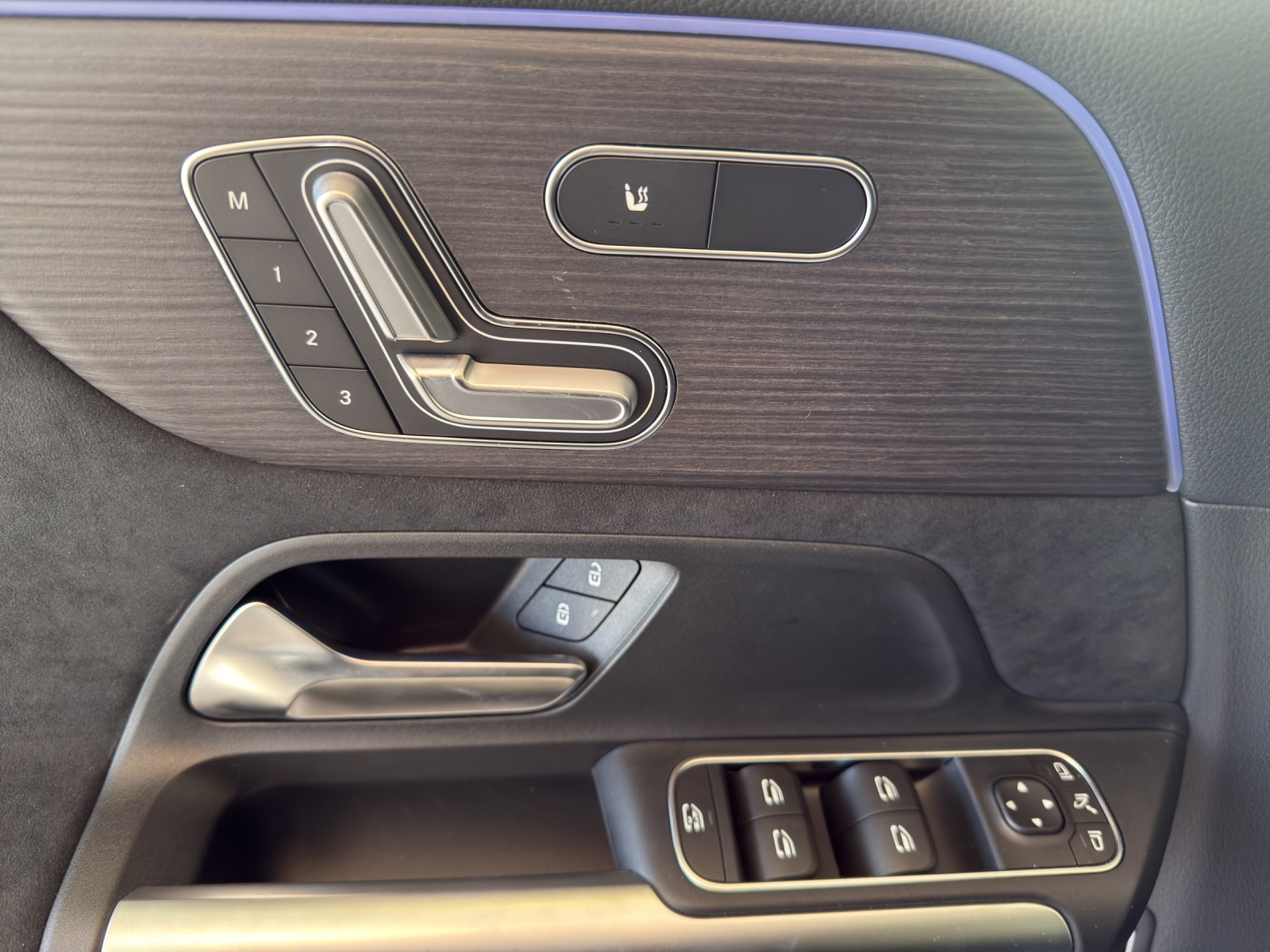 Image MERCEDES-BENZ B-250 B 250 e 8G-DCT