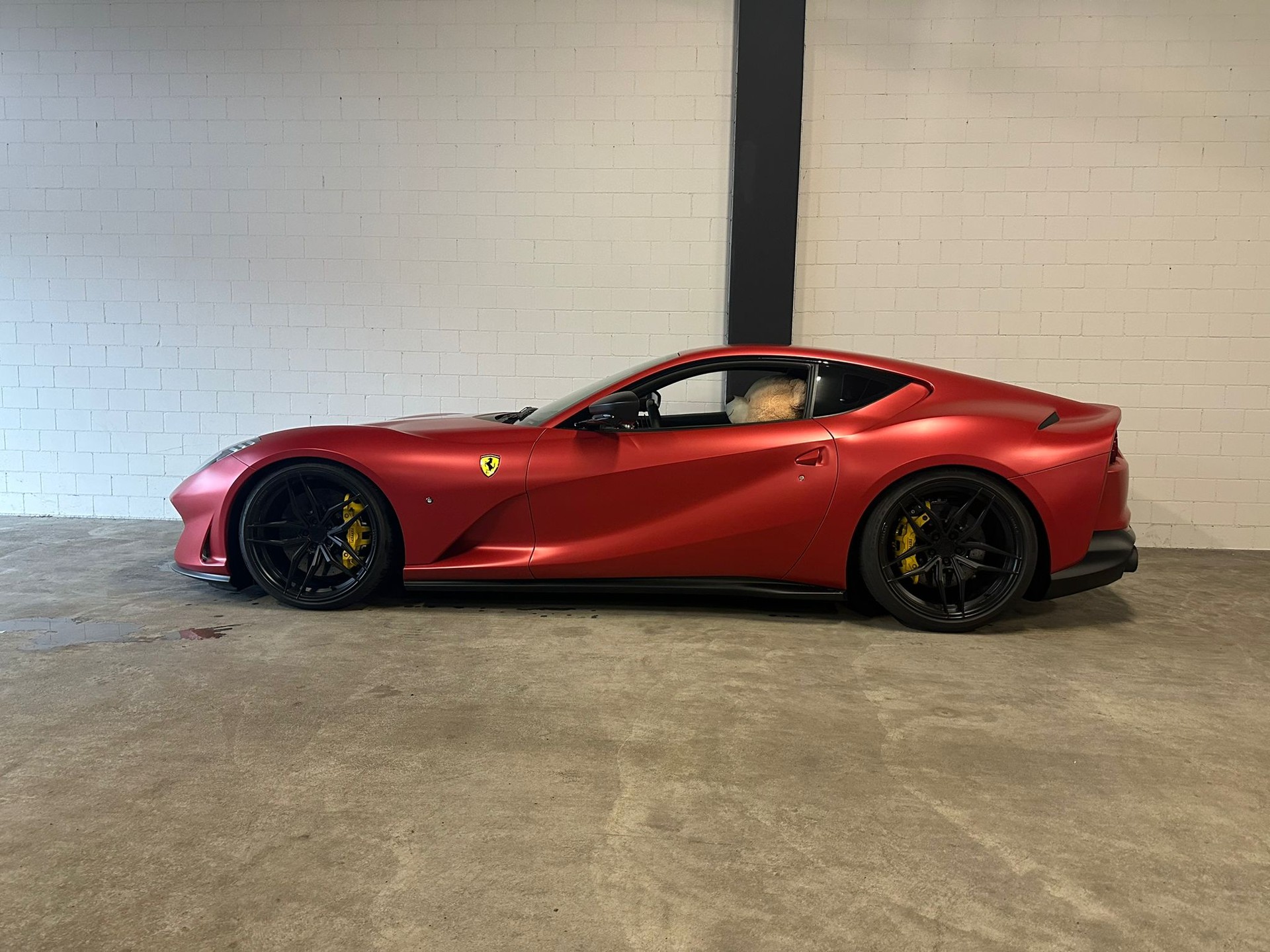 FERRARI 812 Superfast Modell 2020-image-0
