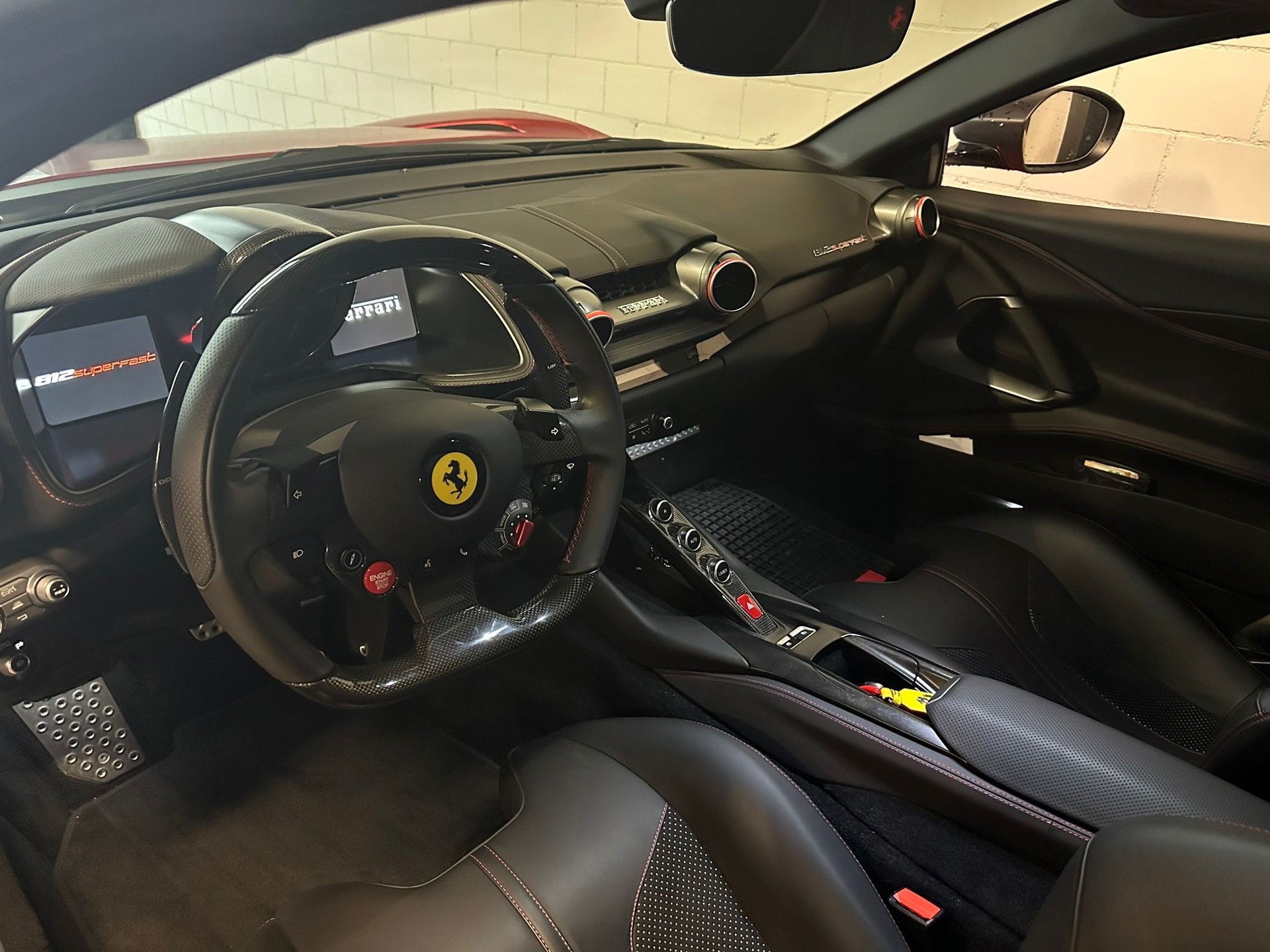 FERRARI 812 Superfast Modell 2020-image-6
