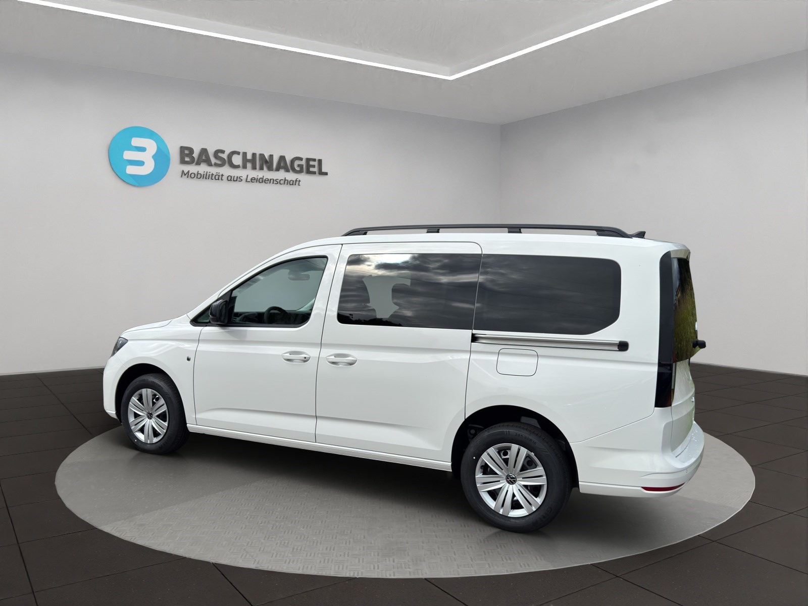 VW Caddy Maxi 1.5 TSI Liberty DSG-showroom-element-1