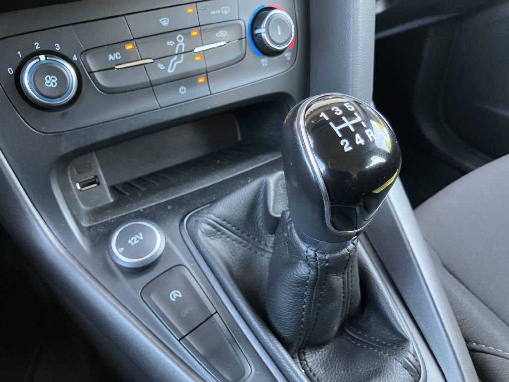 FORD Focus Station Wagon 1.0i EcoB 100 Trend-image-15